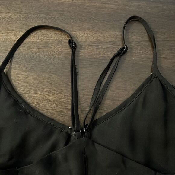 Express black ruffle tier top - Picture 4 of 4